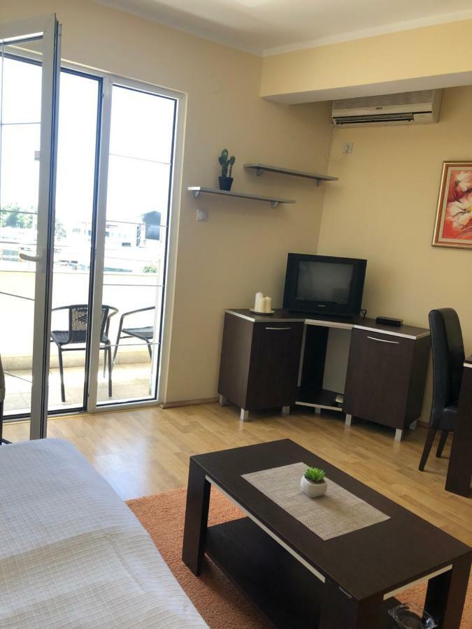 Sea View Ivana Apartment
