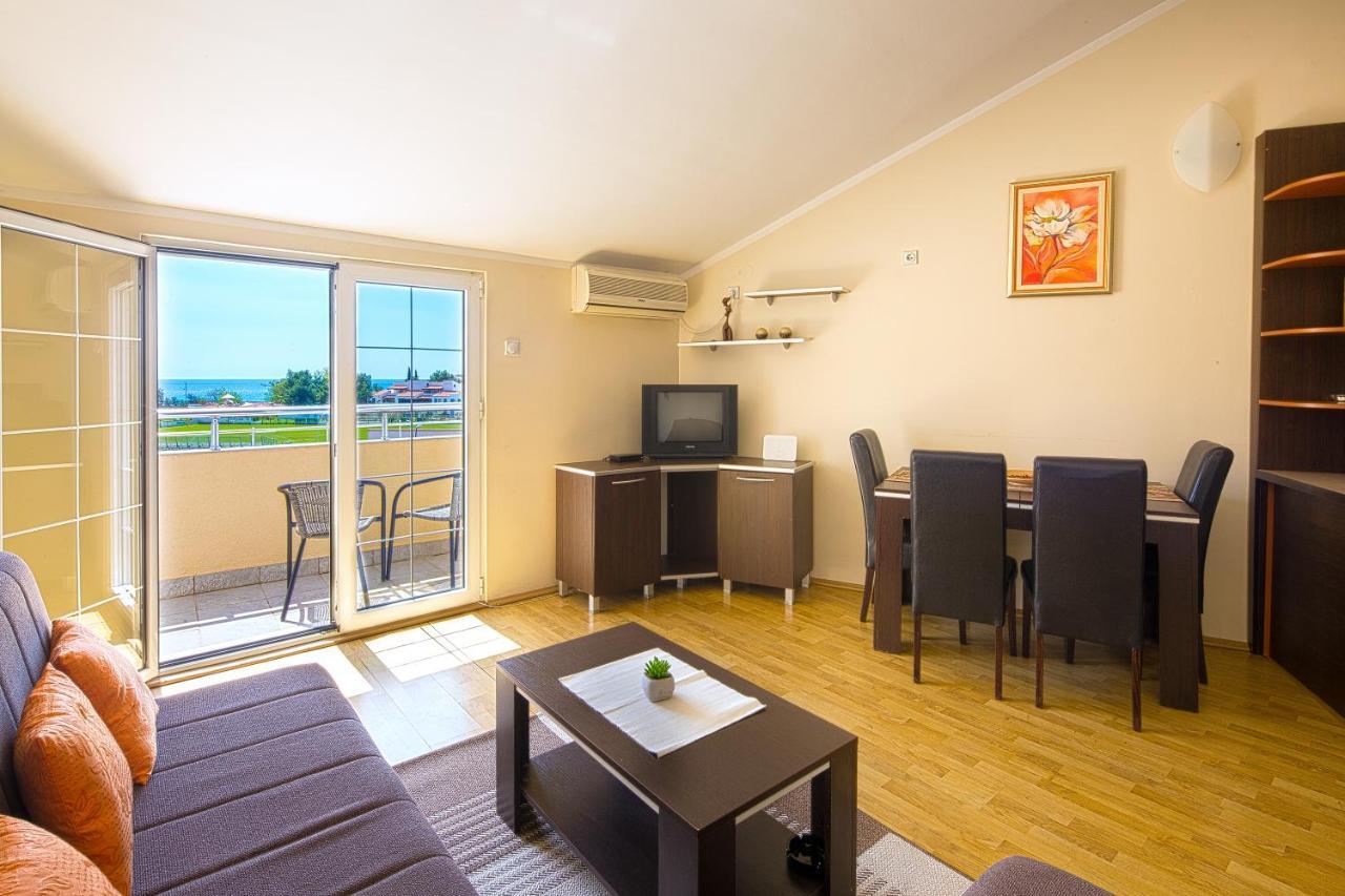 Apartment Sea View Ivana *